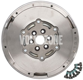 Dual mass flywheel P1 B6 1.6D2