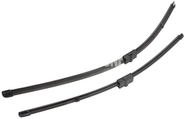 Windscreen wiper blades P1 S40 II/V50 (-2006) 650+500mm old type of fixation