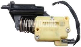 Fuel tank door lock P80 C70/P1 C70 II (OEM)