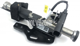 HOOD HINGE RELEASE Left Volvo 32463018