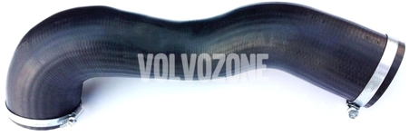 Hose from intercooler directing to intake 2.4D/D5 (2006-) P2 S60/V70 II/XC70 II, vehicles with resonator